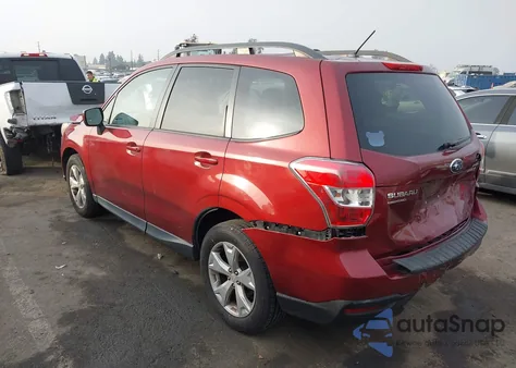 2015 Subaru Forester 2.5I Premium z USA, uszkodzony, nr VIN JF2SJADC0FH407344